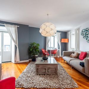 Appartement à 2 Chambres à Coucher