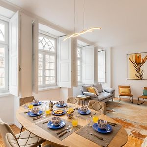 Appartement à 3 Chambres à Coucher