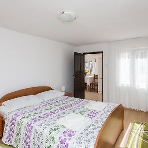 Apartment Nadalina