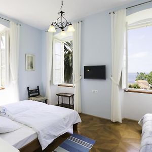 Rooms Posat