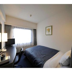 Studio Lit King-Size