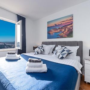 Bluesky Deluxe Apartment Free Parking