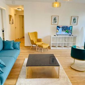 Appartement à 3 Chambres à Coucher