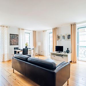 Appartement à 2 Chambres à Coucher