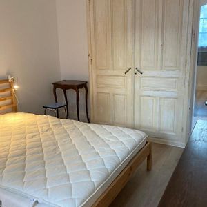 appart original 5pers rdch arrière cour calme