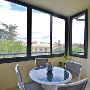 Appartement dans résidence avec piscine et parking