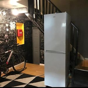 Single Room With Underbed 8