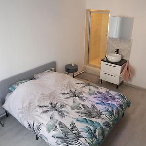 Appartement à 3 Chambres à Coucher