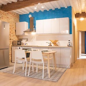 Appartement à 3 Chambres à Coucher