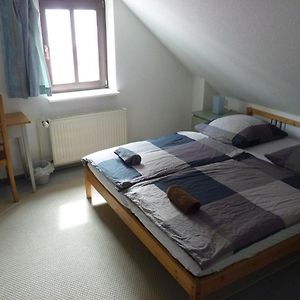 Chambre Budgétée Lit King-Size
