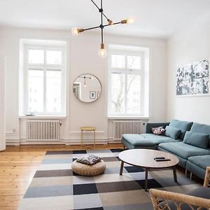 Elegant And Light 3 Room Apartment In Sofo 97Sqm