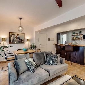 Appartement à 3 Chambres à Coucher