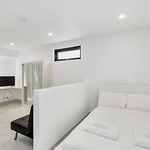 New Studio Apartment In Surry Hills