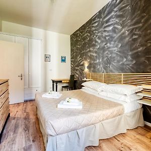 3 Rooms 3 Bathrooms - Lovely Apartment Close The Vatican