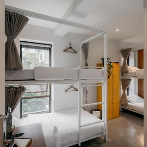 Dormitory Room Mixed