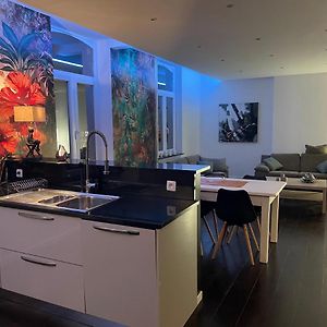 Appartement à 3 Chambres à Coucher