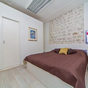 Chambre Annexée Lit King-Size