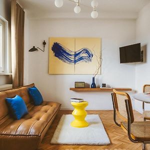 Appartement à 2 Chambres à Coucher