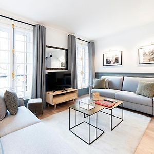 Appartement à 2 Chambres à Coucher