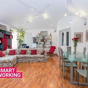 Appartement à 2 Chambres à Coucher