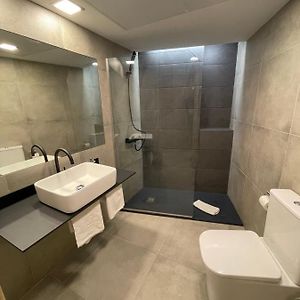 Appartement à 3 Chambres à Coucher
