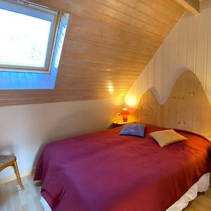 Joli chalet 60m2 proche du centre. parking. balcon