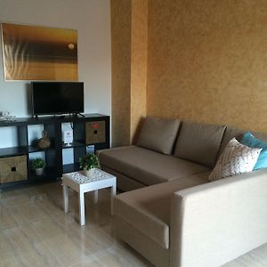 Appartement à 2 Chambres à Coucher