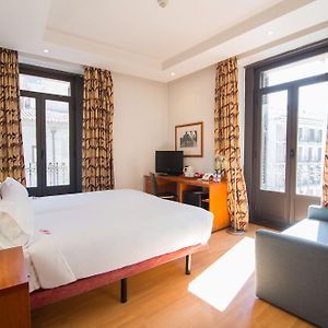 Petit Palace Preciados