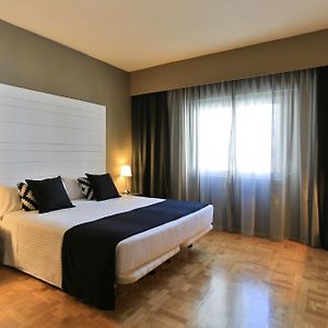Chambre Standarde Lit Queen-Size