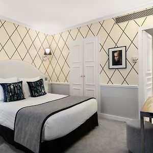 Chambre Classique Lit Queen-Size