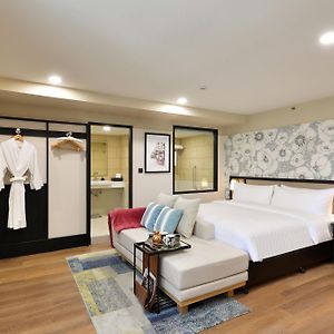 Studio de Luxe