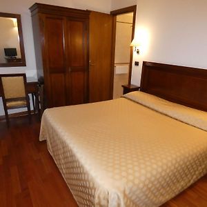 Chambre Supérieure Lit King-Size