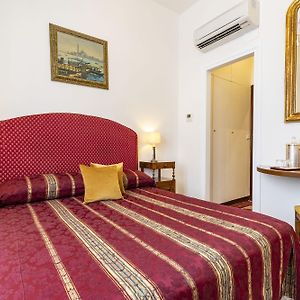 Chambre Petite Lit King-Size
