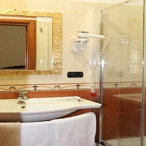 Chambre Supérieure Lit King-Size