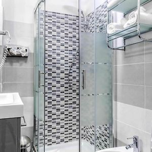 Chambre Double de Base