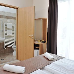 Chambre Standarde Lit King-Size