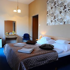 Chambre Standarde Triple