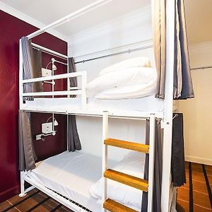 Dormitory Room Mixed