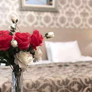 Suite à 2 Chambres à Coucher