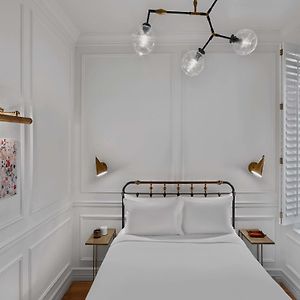 Chambre Classique Lit Queen-Size