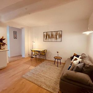 Appartement à 2 Chambres à Coucher