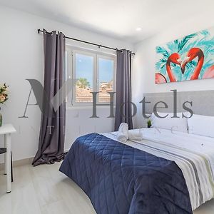 Ayz Silvela - Auto Check-In Property