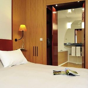 Suite Standarde