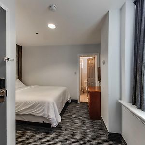 Chambre Standarde Lit Queen-Size