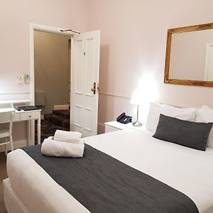 Chambre Standarde Lit Queen-Size