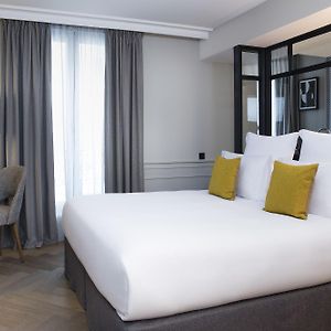 Chambre Confortable Lit King-Size