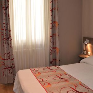 Chambre Supérieure Lit King-Size