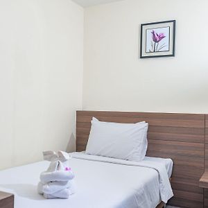 Chambre Budgétée Lit King-Size