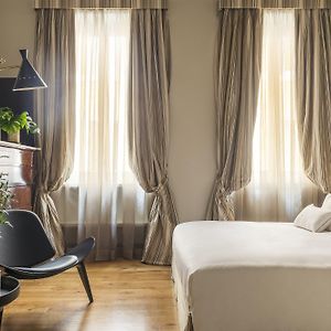 Chambre Lit Queen-Size