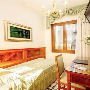 Chambre Standarde Simple